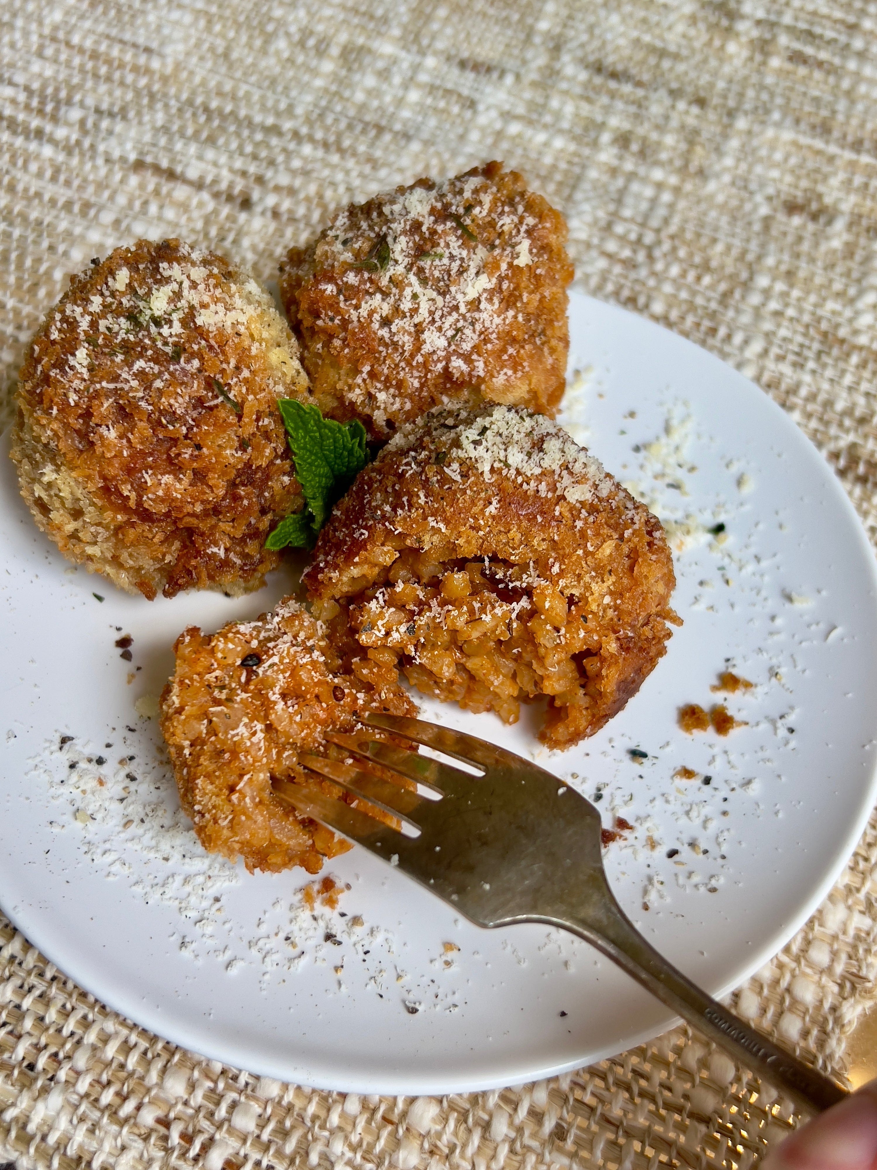 Cacio e Pepe Ssamjang Arancini
